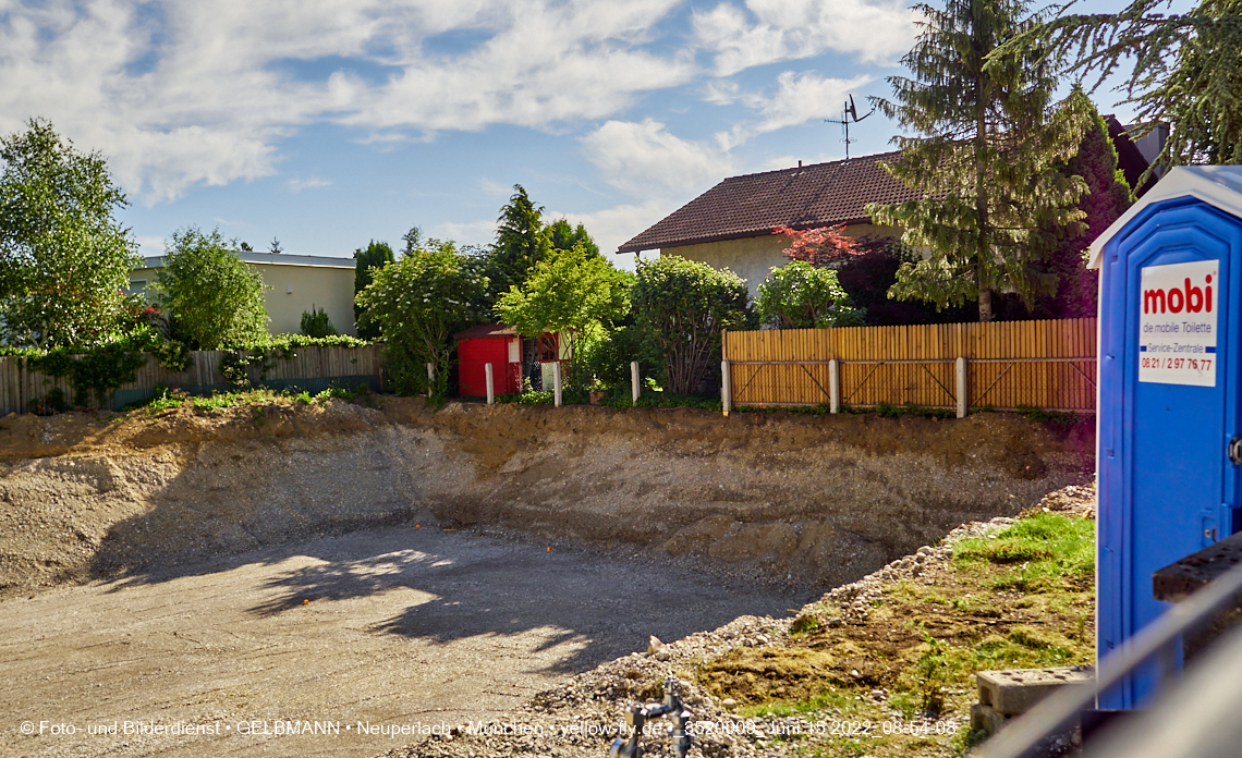 15.06.2022 - Baugrube an der Niederalmstraße 16